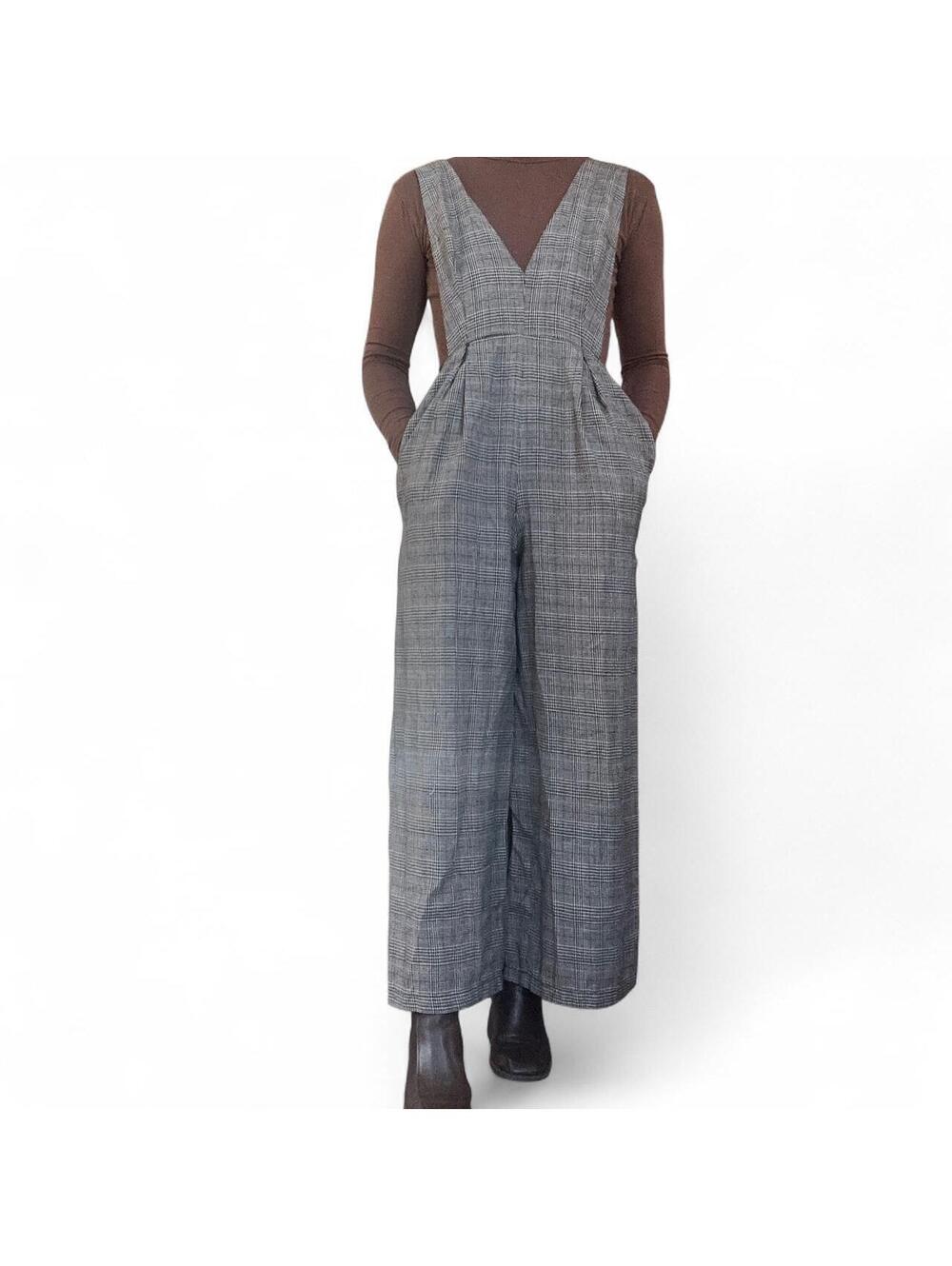 Women's Gray and Blue Plaid Relaxed Fit Jumpsuit Size Small